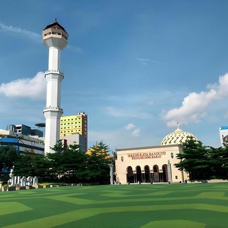 Indies Hotel Bandung Eksteriør billede
