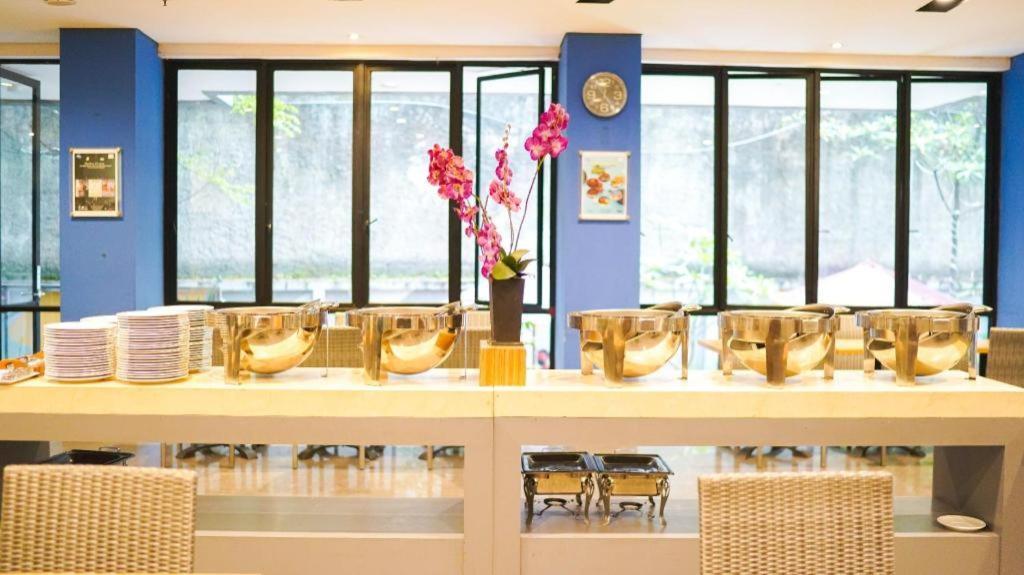Indies Hotel Bandung Eksteriør billede