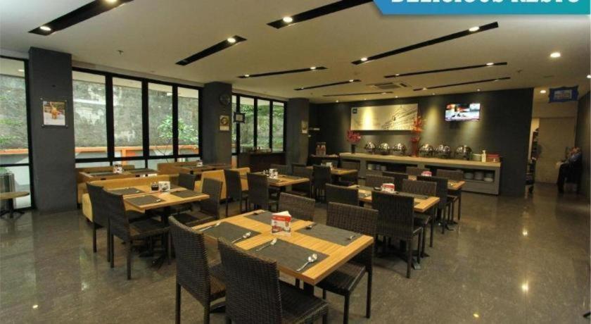 Indies Hotel Bandung Eksteriør billede