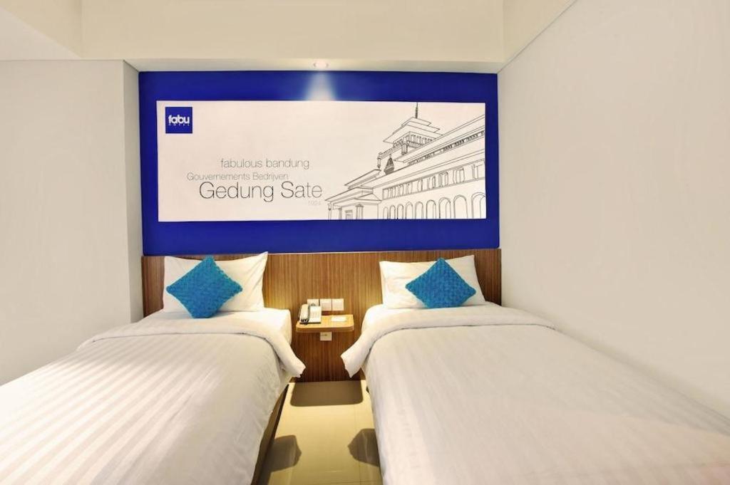 Indies Hotel Bandung Eksteriør billede