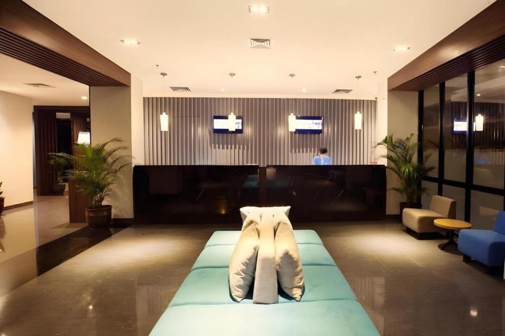 Indies Hotel Bandung Eksteriør billede