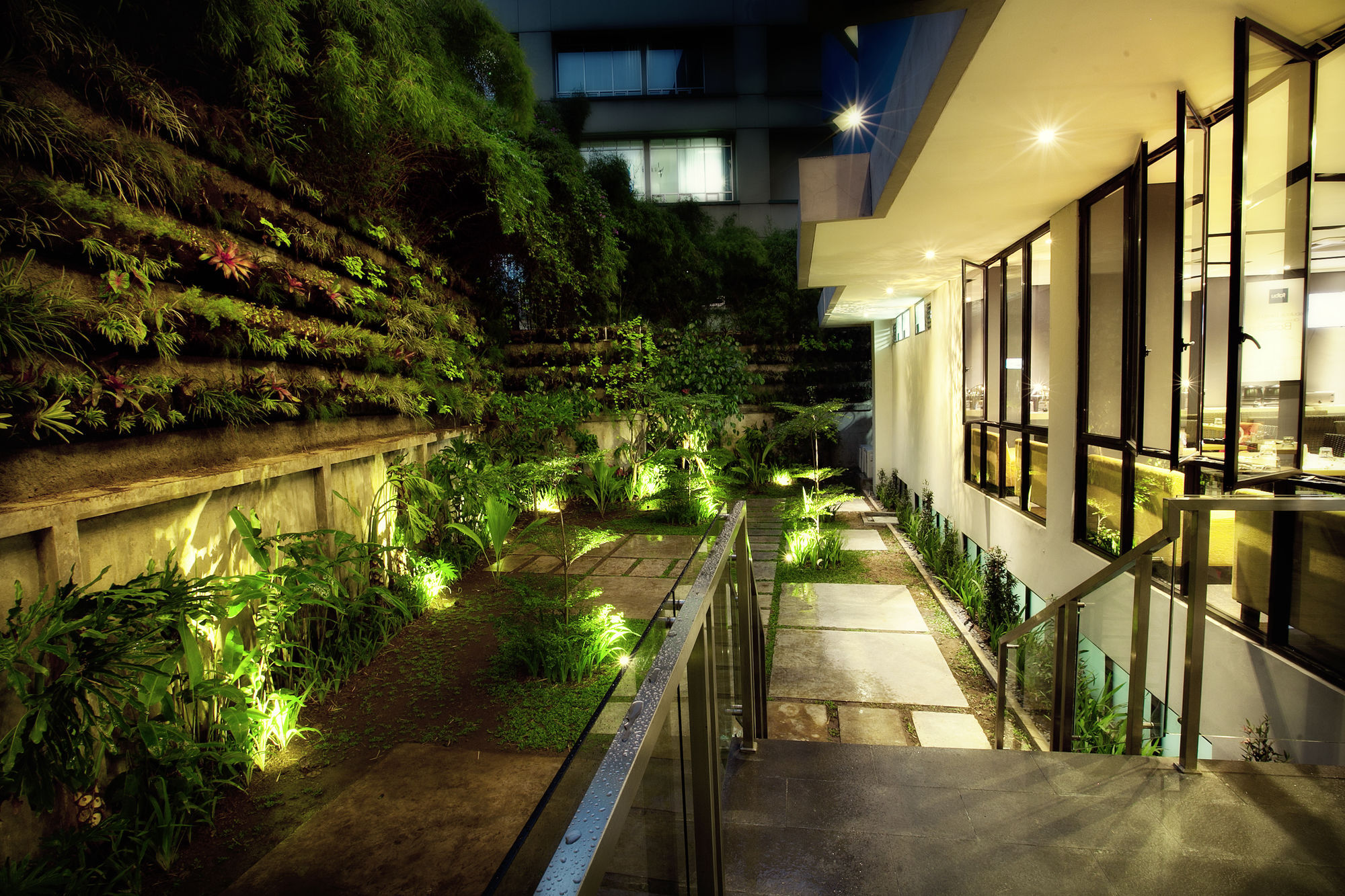 Indies Hotel Bandung Eksteriør billede